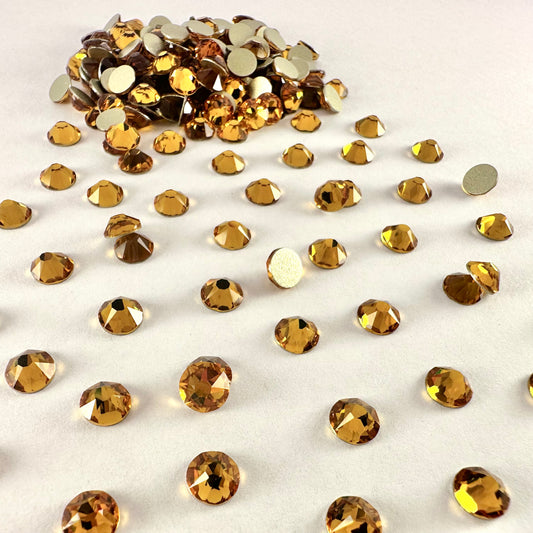 Apricus Topaz Rhinestone