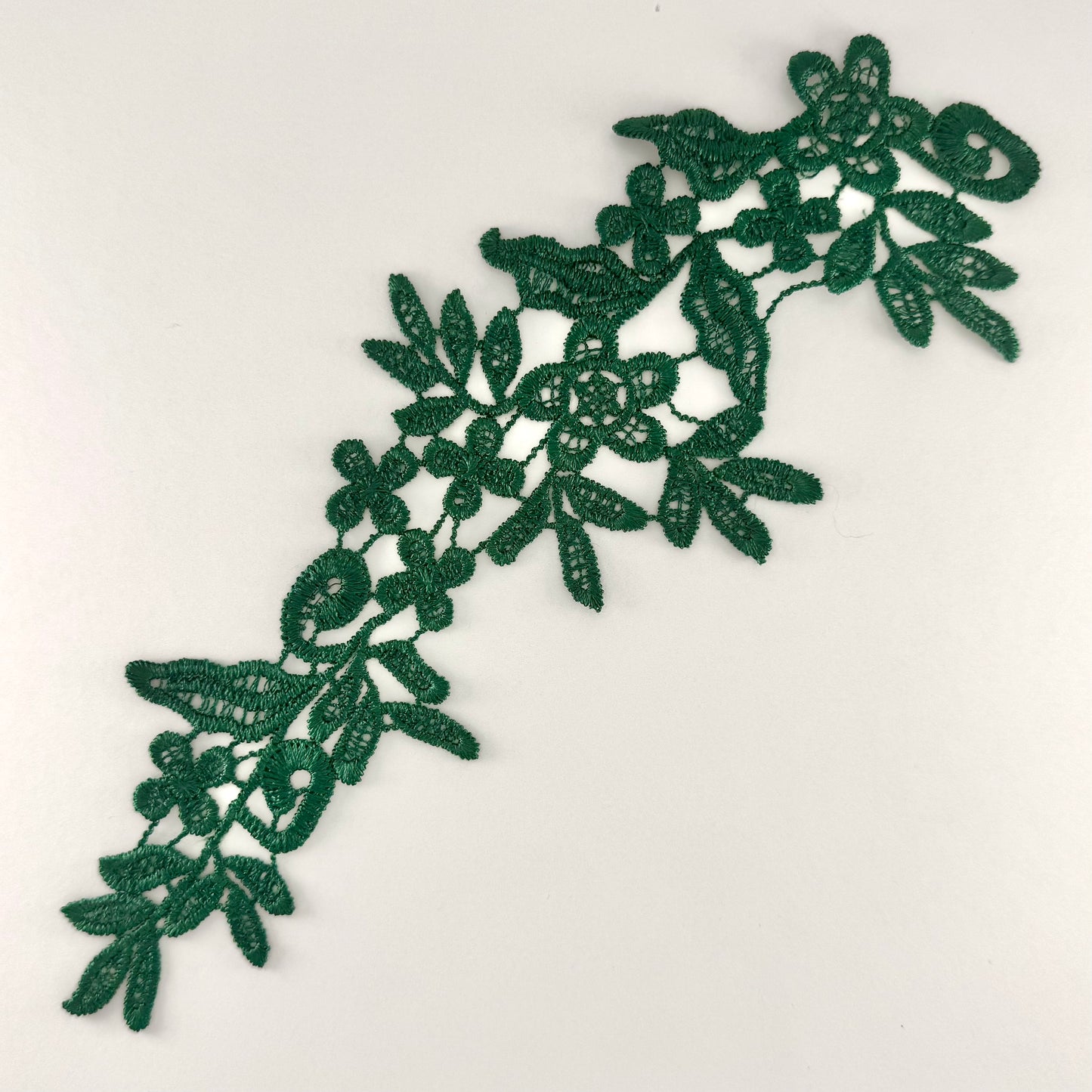 Isla Lace Motif