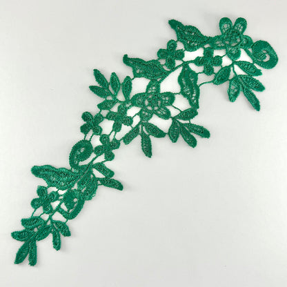 Isla Lace Motif