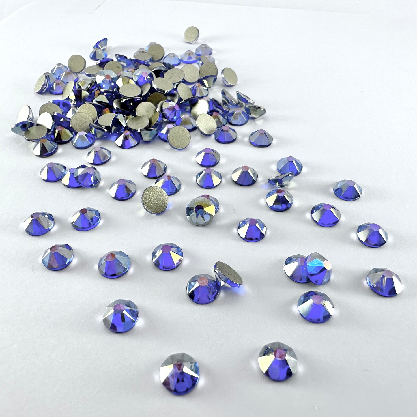 Apricus Light Sapphire AB Rhinestone